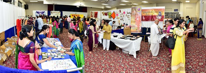 HTA NYrs_Krish_341_busy stalls_680.jpg